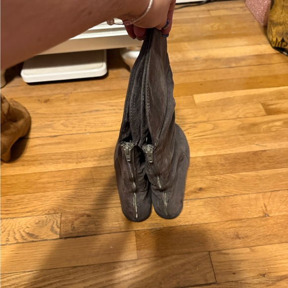Gray suede boots from DSW - Picture 5 of 8